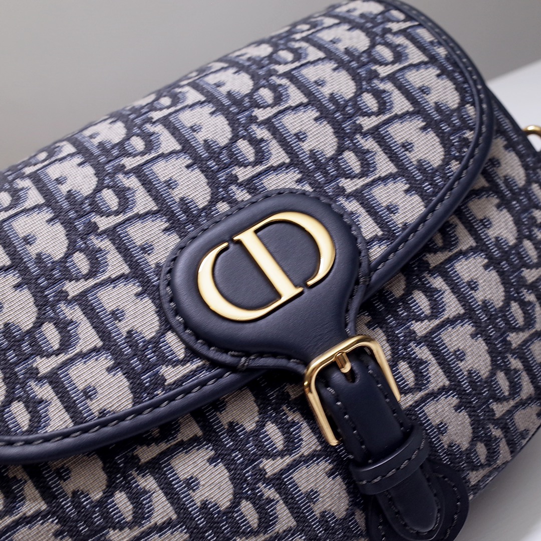 Medium Dior Bobby Bag Blue Dior Oblique Jacquard